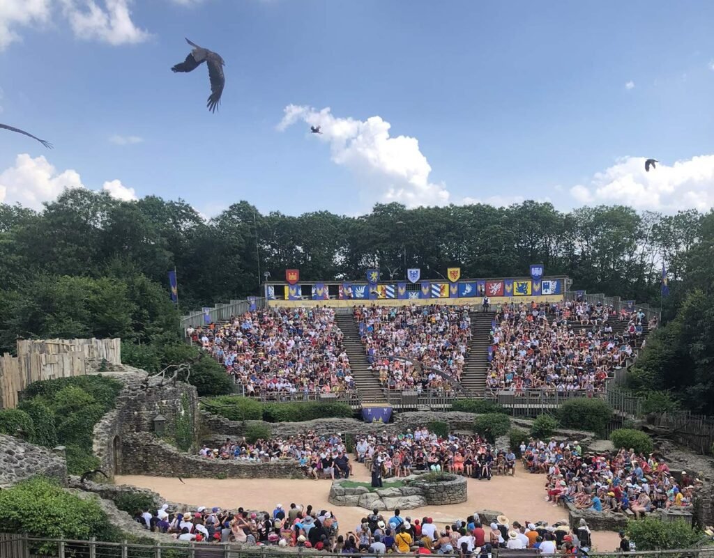 Puy du Fou - bal des oiseaux fantômes