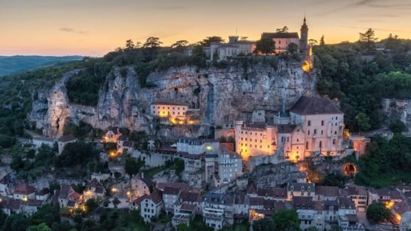 Visiter la Dordogne - Rocamadour la nuit